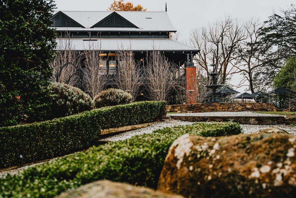 Hotel Bellinzona Daylesford Хепбёрн-Спрингс Экстерьер фото